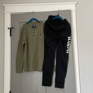 A Hurley set BOYS Size Meduim